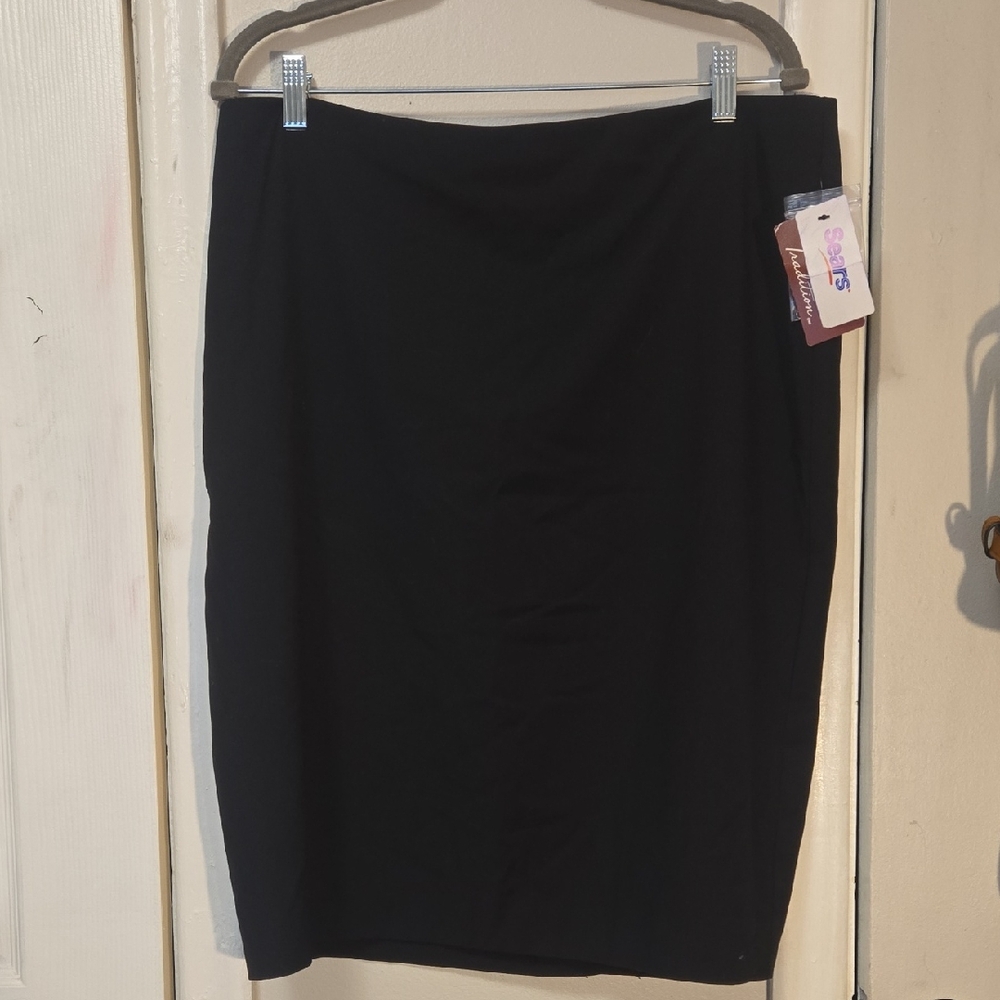 NWT Vintage Tradition Sears Black Midi Skirt with Back Vent and Zipper